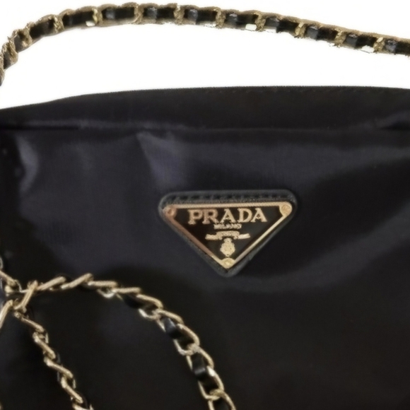 New black purse with Zipper and gold Chain belt should purs - Picture 11 of 15